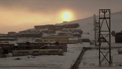 Drôles de villes pour une rencontre (France 5) Longyearbyen