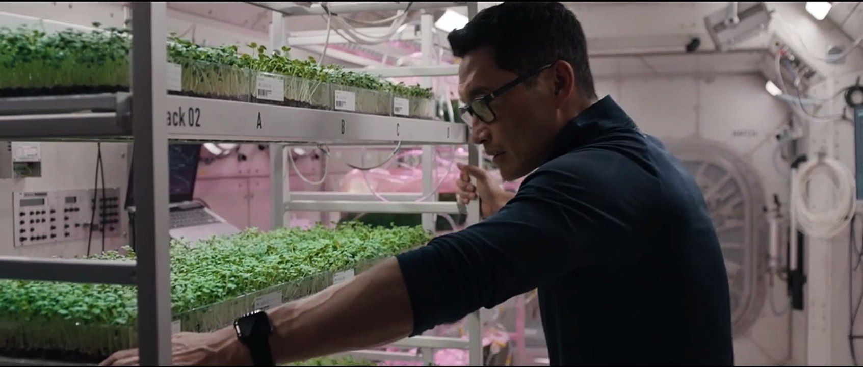 Stowaway - Blinder Passagier Trailer DF