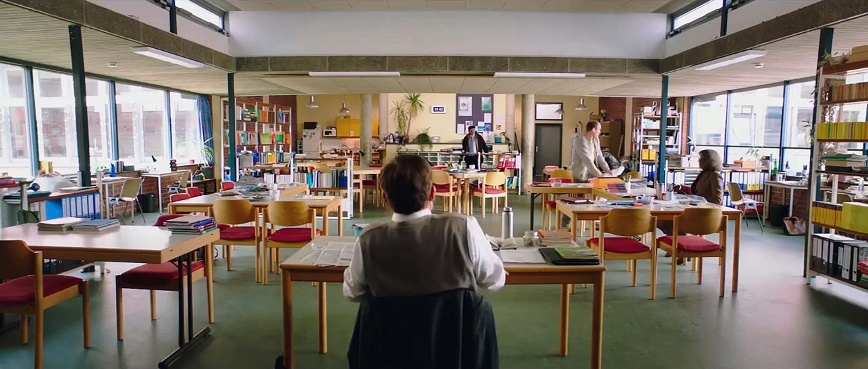 Eingeschlossene Gesellschaft Trailer DF