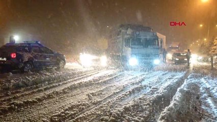 KONYA-ANTALYA KARA YOLUNDA ARAÇ GEÇİŞLERİ KISITLANDI