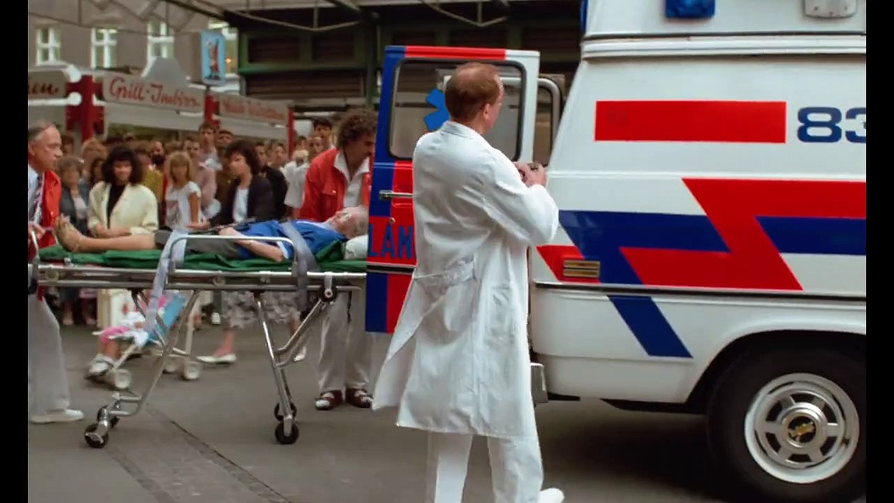 Bei mir liegen Sie richtig Trailer DF