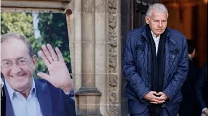 Patrick Poivre d'Arvor réapparaît aux obsèques de Je@n Pierre Pernaut  il retrouve son ex Claire Ch