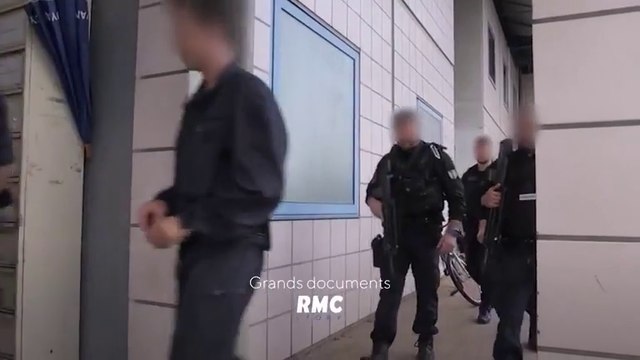 Immersion au sein du GIGN en Guyane - RMC STORY - 29 09 18