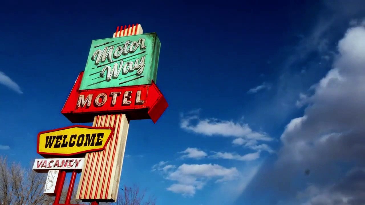 The Watcher - Willkommen im Motor Way Motel Trailer DF