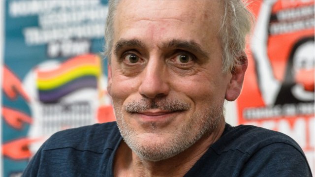 GALA VIDEO - Le saviez-vous ? Philippe Poutou a le véhicule le plus cher de tous les candidats