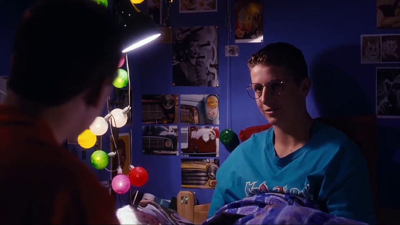 Die erste Liebe Trailer DF