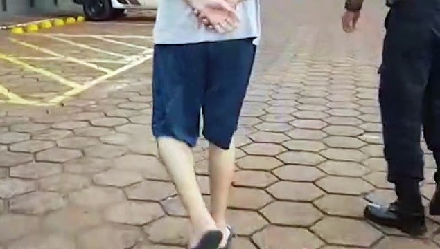 Detido com mandado de prisão por furto em aberto é levado até a delegacia