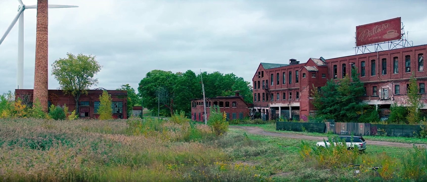 Code Ava - Trained To Kill Trailer DF