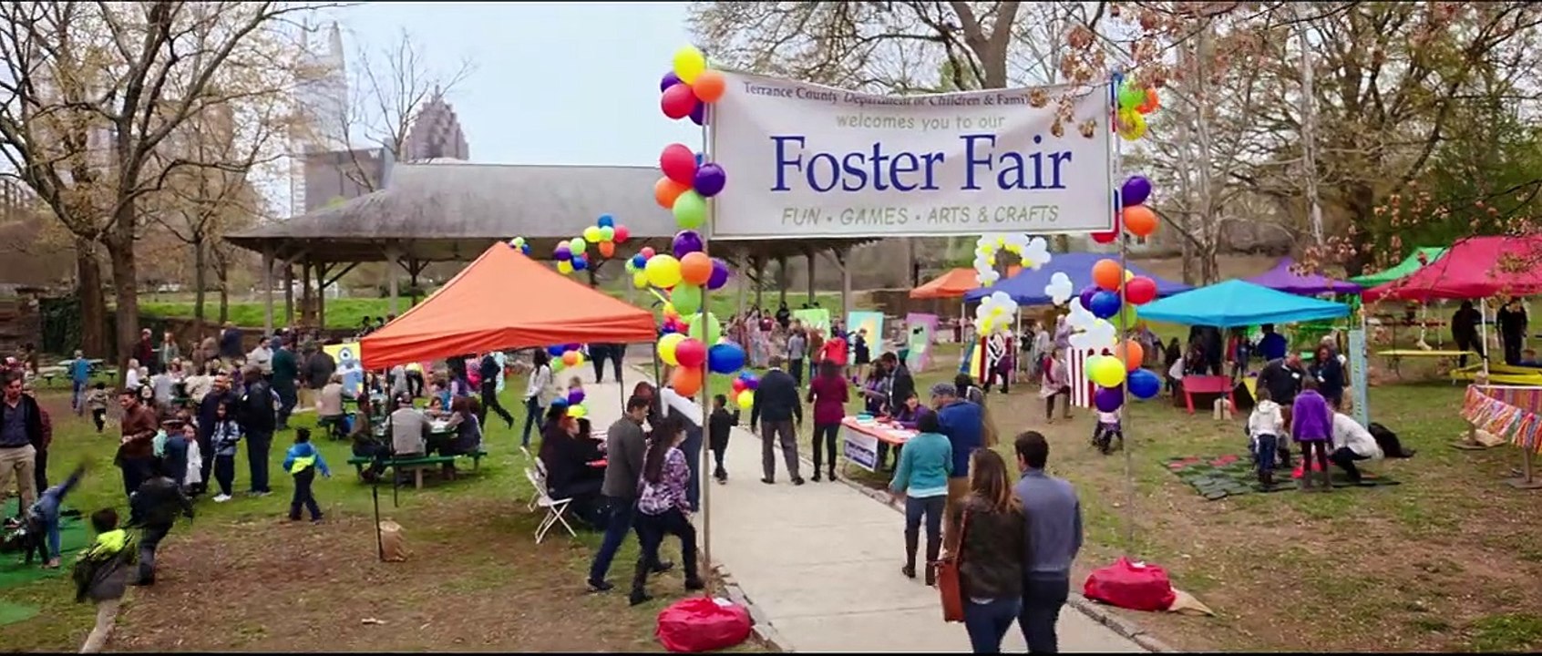 Plötzlich Familie Trailer (2) DF