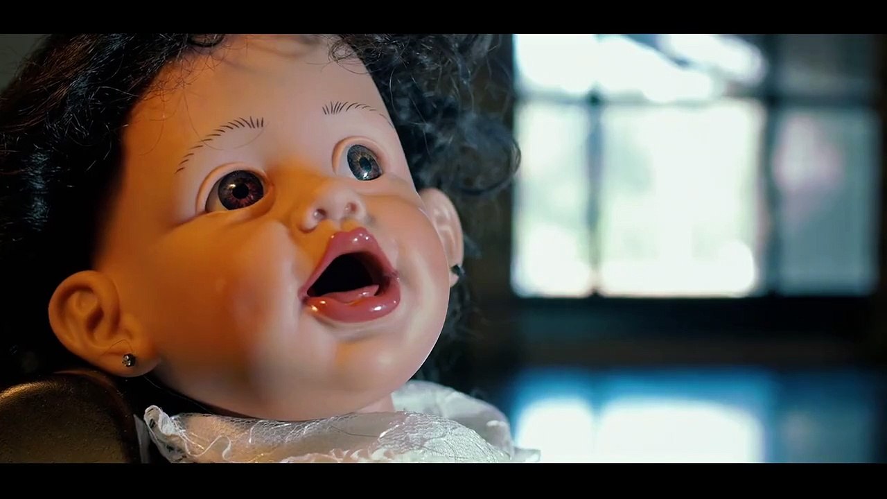 Anne - Der Fluch der Puppen Trailer DF