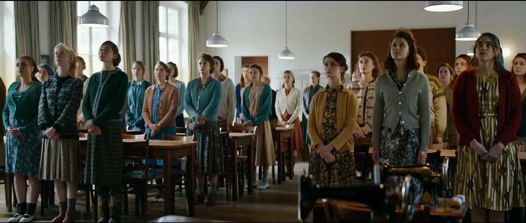 Verachtung Trailer DF