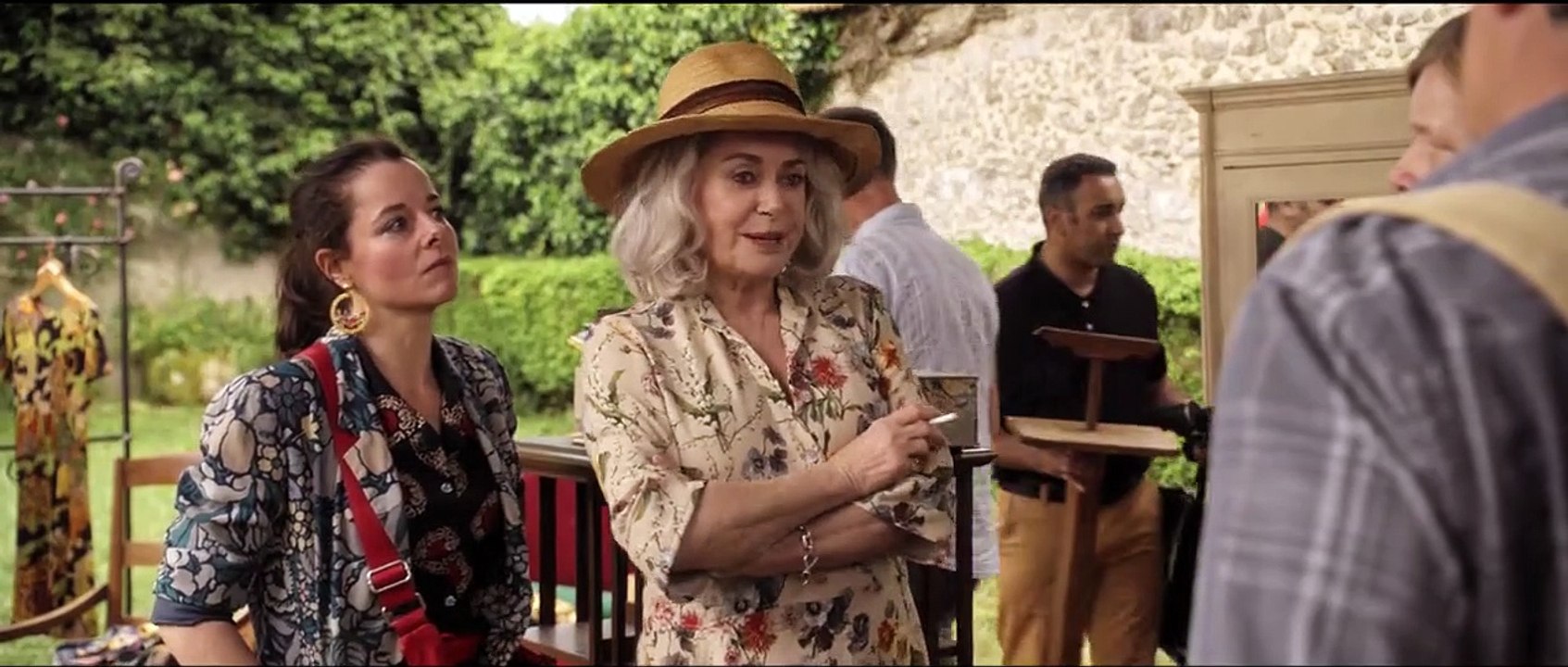 Der Flohmarkt von Madame Claire Trailer DF