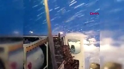 Van'da ambulans kara saplandı