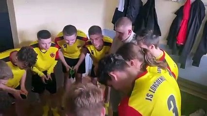 Le chant des U17 après la victoire contre Arques