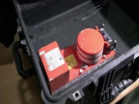 Indonesian divers retrieve AirAsia cockpit voice recorder