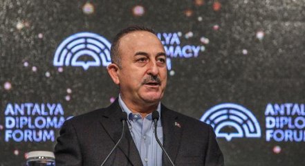 BAKAN ÇAVUŞOĞLU: UKRAYNA'DA CAMİDE MAHSUR KALANLAR İÇİN OTOBÜSLER BEKLİYOR