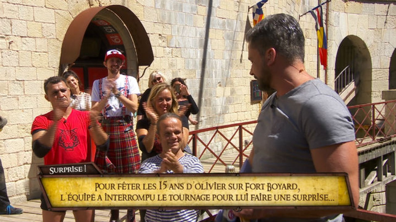 Les larmes d'Olivier Minne pour son anniversaire dans Fort Boyard