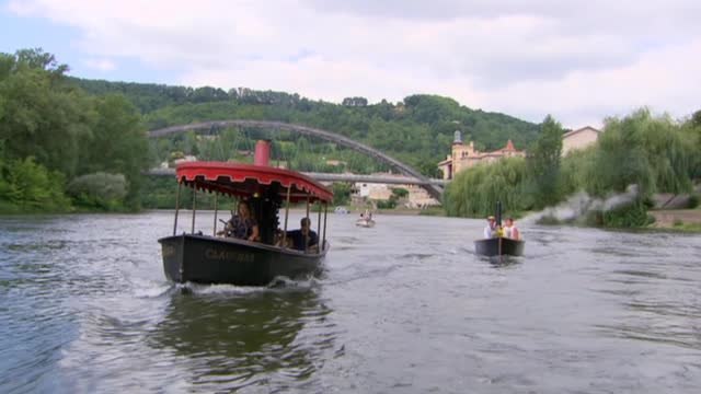 Des Racines et des ailes - En Remontant le Lot - 11/08/16