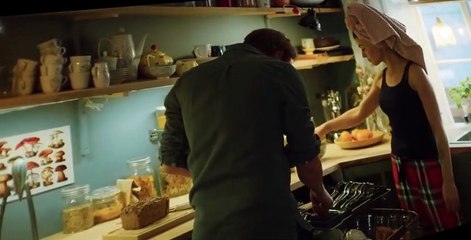 Home for Christmas S02 E01