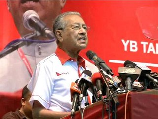 Hanya boleh kata 'ya' saja - Tun M