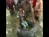 Hundreds dead in India floods