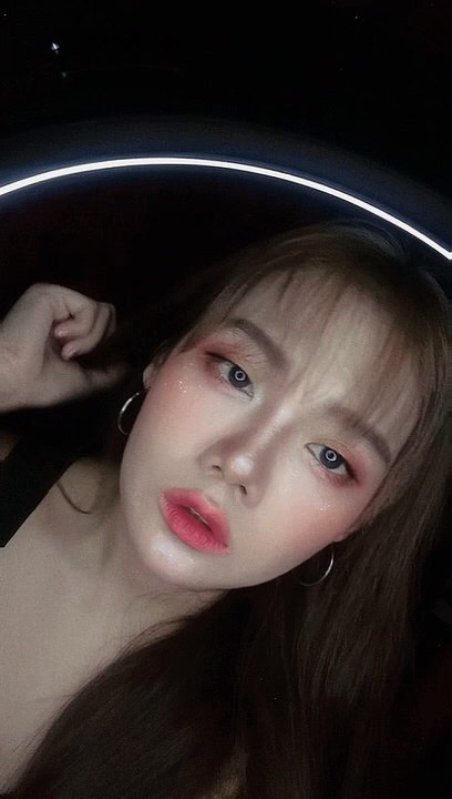 Trand makeup 2022