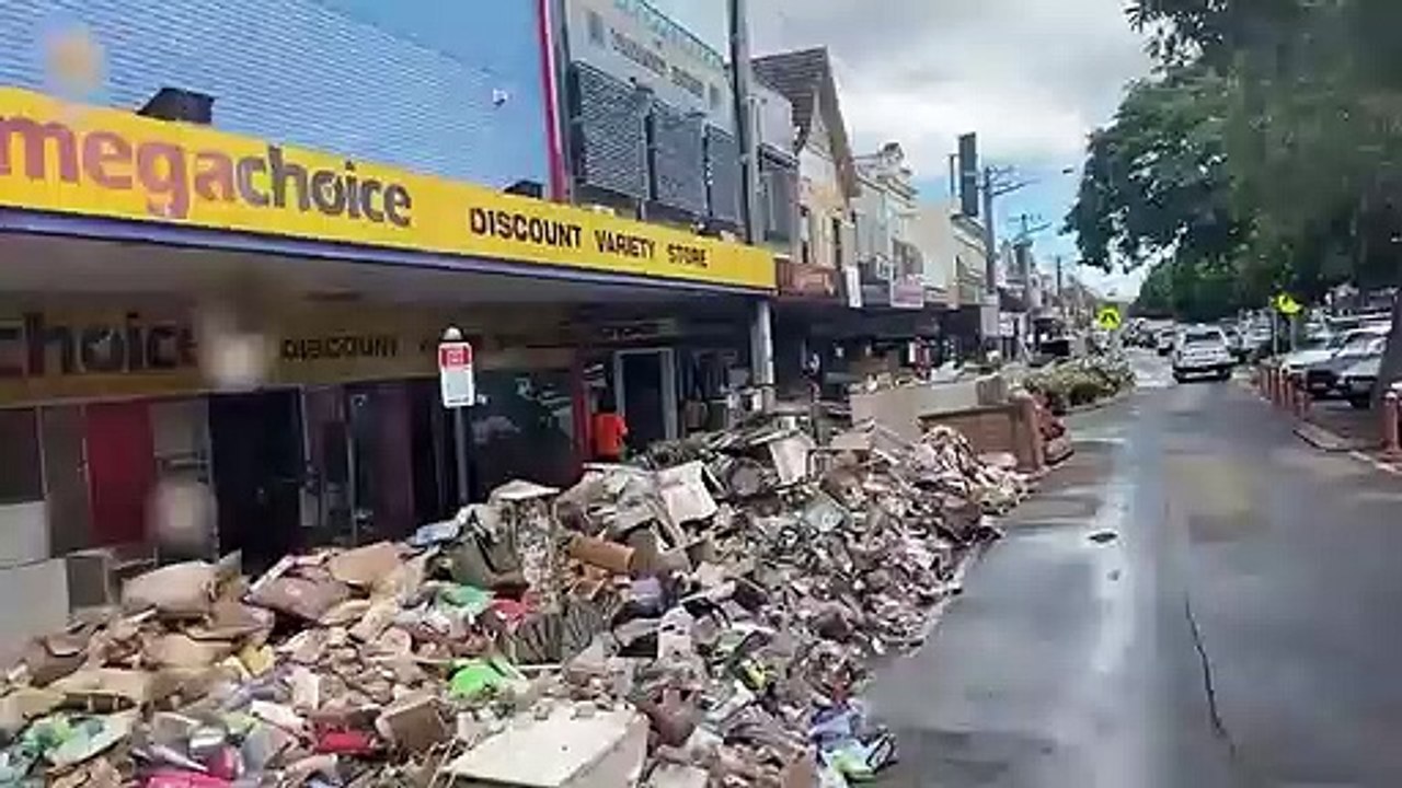Flood clean up in Lismore, NSW | March 2022 | Northern Beaches Review