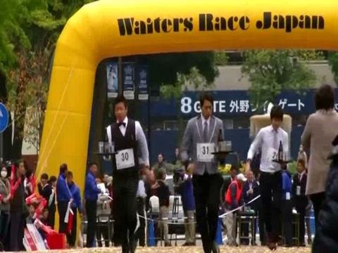 Japanese waiters test their speed