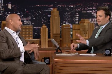 Dwayne Johnson mange son premier bonbon en 27 ans avec Jimmy Fallon