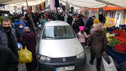 AVCILAR'DA SEMT PAZARINDA YİNE OTOMOBİL UNUTULDU