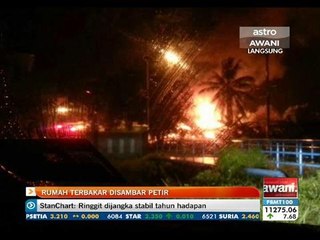 Rumah terbakar disambar petir