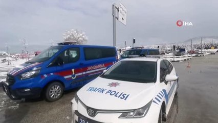 Kontrolden çıkan tır 7 aracı biçti: 1 ölü, 11 yaralı