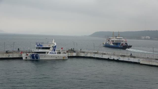 Çanakkale'de, Bozcaada ve Gökçeada seferlerine fırtına engeli