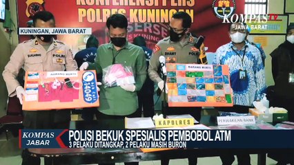 Modus Para Pelaku Dengan Mengganjal Lubang ATM