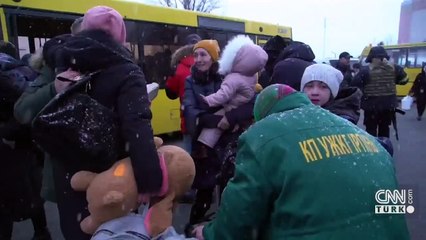 Ukraynalı sivillerin kaçışı sürüyor