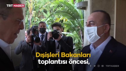 Bakan Çavuşoğlu, üçlü zirve öncesi Lavrov'la görüştü