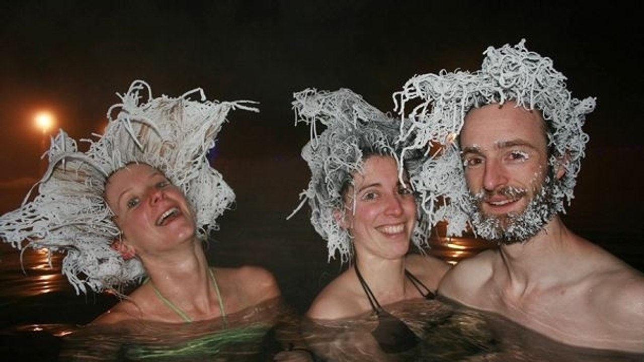 L'incroyable tradition organisée dans des sources chaudes du Canada