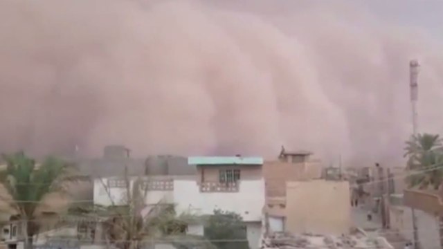 Irak : une impressionnante tempête de sable plonge toute une ville dans le noir