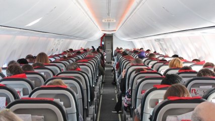 Les sièges situés à l'arrière d'un avion sont les plus sûrs