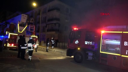 Marketin deposu alev alev yandı: O anlar kamerada