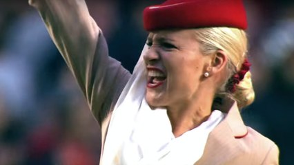 Les hôtesses de l'air font leur show avec Benfica pour Emirates