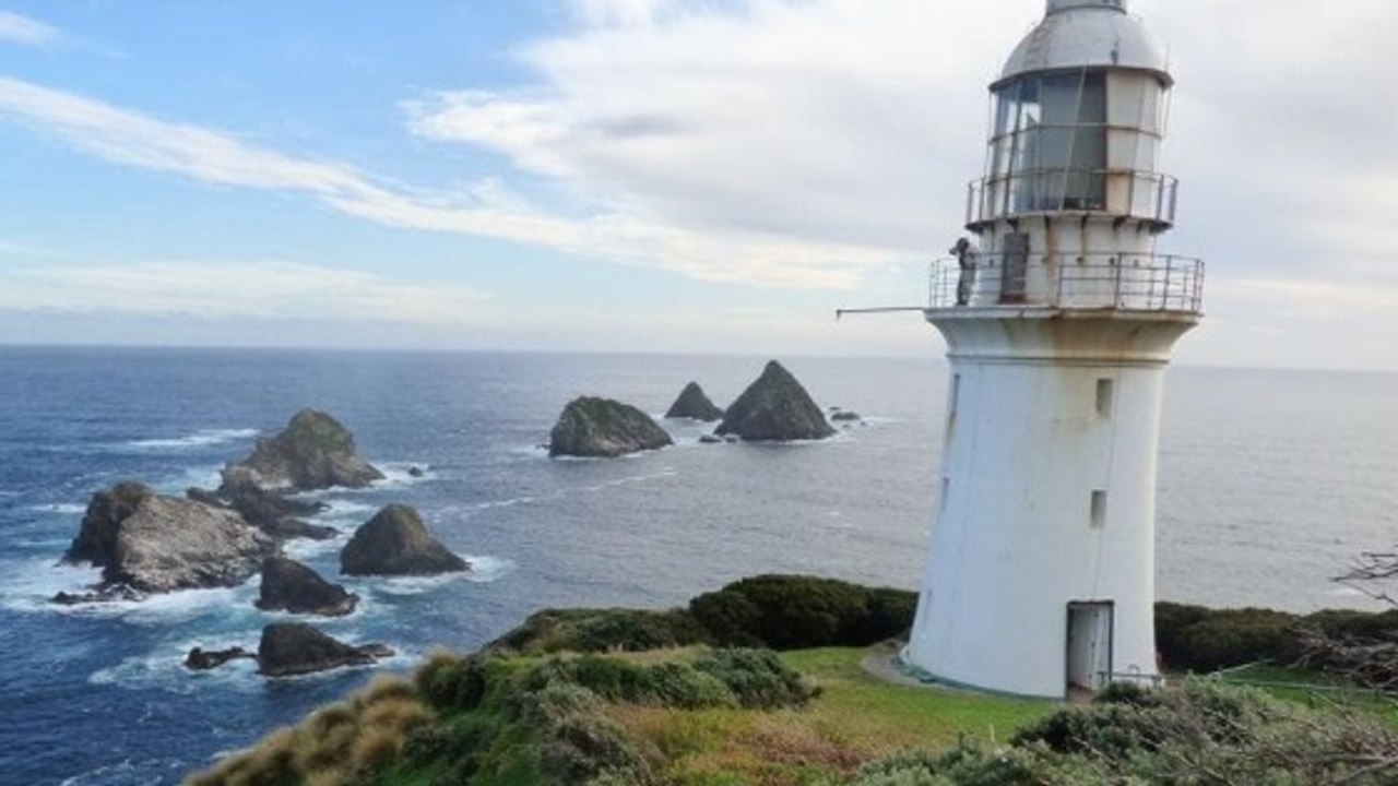 Vivez une aventure extraordinaire en devenant le gardien d'une île tout entière pendant 6 mois