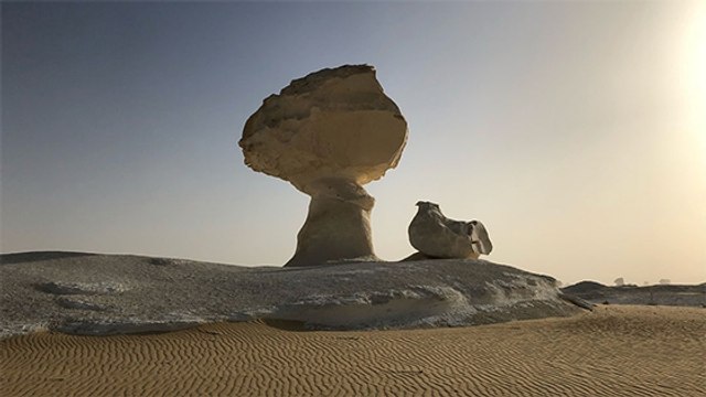 Egypte : découvrez le désert blanc, une véritable merveille sculptée par la nature