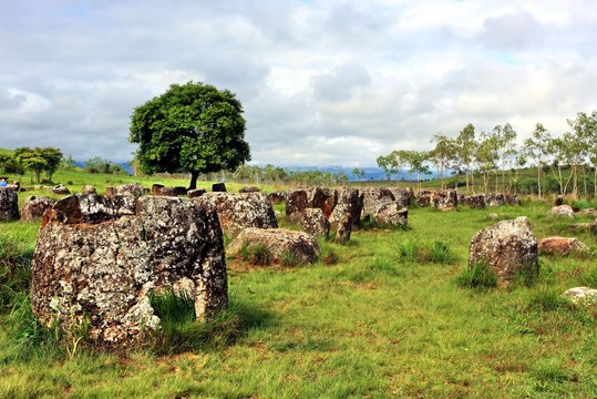 La plaine des jarres au Laos, un site fascinant