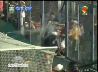 Argentine: Un supporteur abattu par la police ?