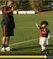 Milan AC : Robinho joue au foot avec son fils