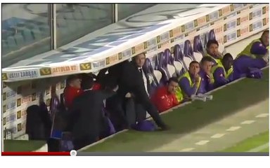 Fiorentina : Delio Rossi frappe Adem Ljajic