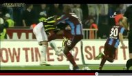 Trabzonspor - Fenerbahçe : L'agression de Didier Zokora sur Belozoglu Emre