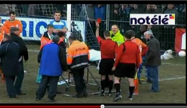 Il prend un rouge alors qu'il est KO