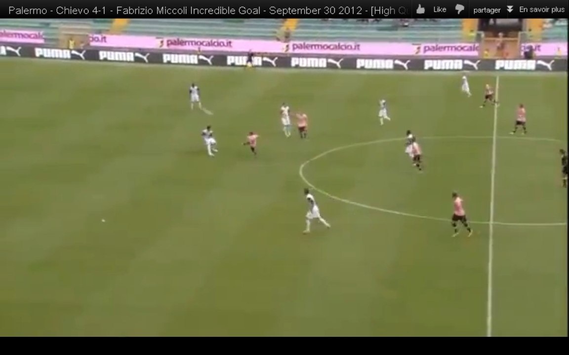 Vidéo : Fabrizio Miccoli marque un but magnifique de 45 mètres